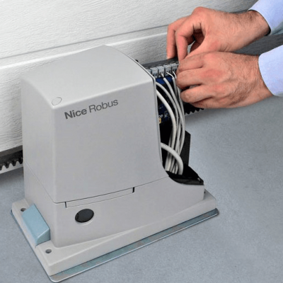 Yana Kayar Kapı Motoru Montaj/Kurulum Hizmeti Yana Kayar Kapı Motoru Montaj/Kurulum Hizmeti